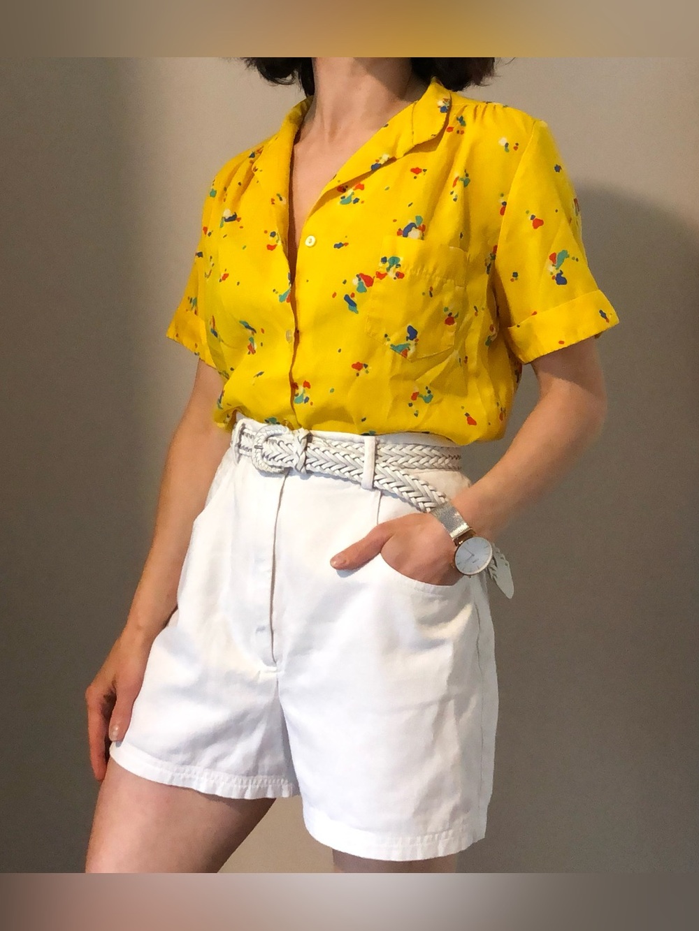 Vintage Yellow Short Sleeve Button-Up Blouse with Multicolor Print
